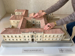 Maquette tactile bâtiment Hotel Dieu Carpentras